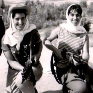 חברות קיבוץ בחן בהגנה על הבית